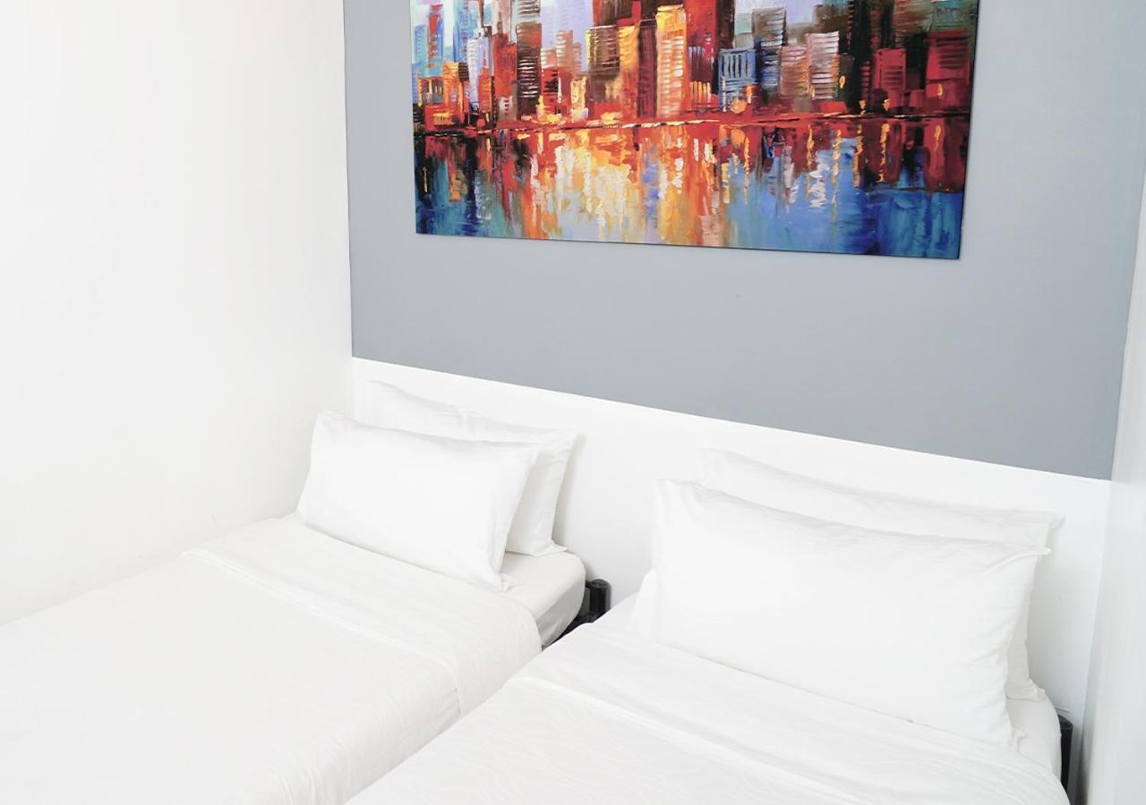 Mystay Hotel Bgc East Makati City Esterno foto